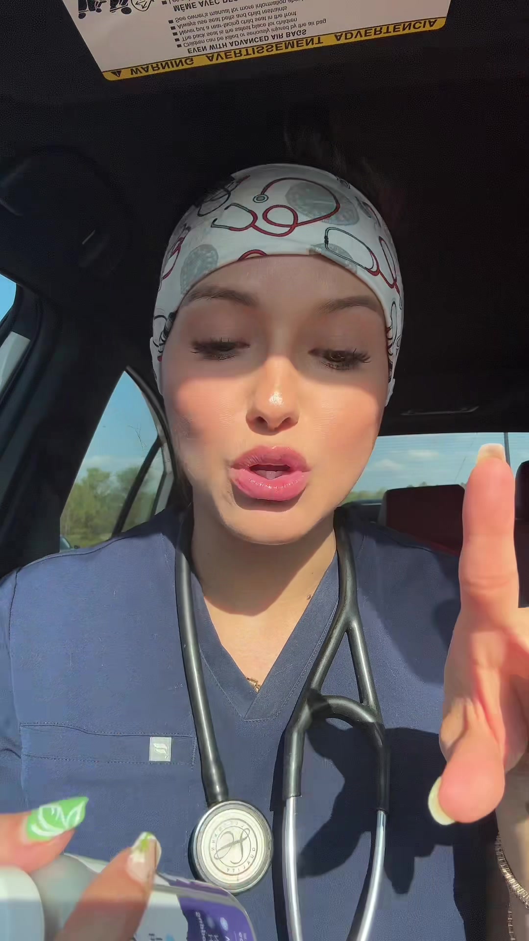 TikTok post by @ana.laura.624 for Solaray. Caption reads: [...] #menopausia #womenshealth #salud #nurse....