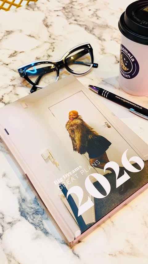 Instagram post by @2kaysisters for Personal Planner. Caption reads: [...] #ad This beautiful Journal from....