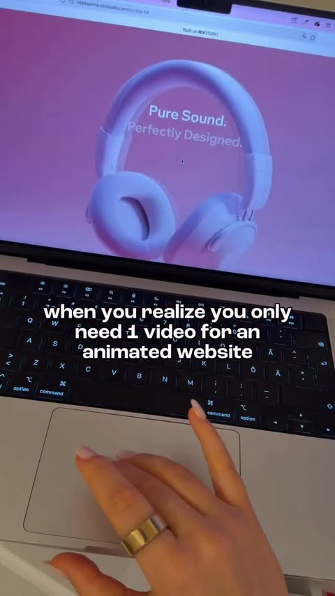 Instagram post by @online.by.annie for Wix Studio. Caption reads: [...] 1) Start with a Studio blank canvas on....