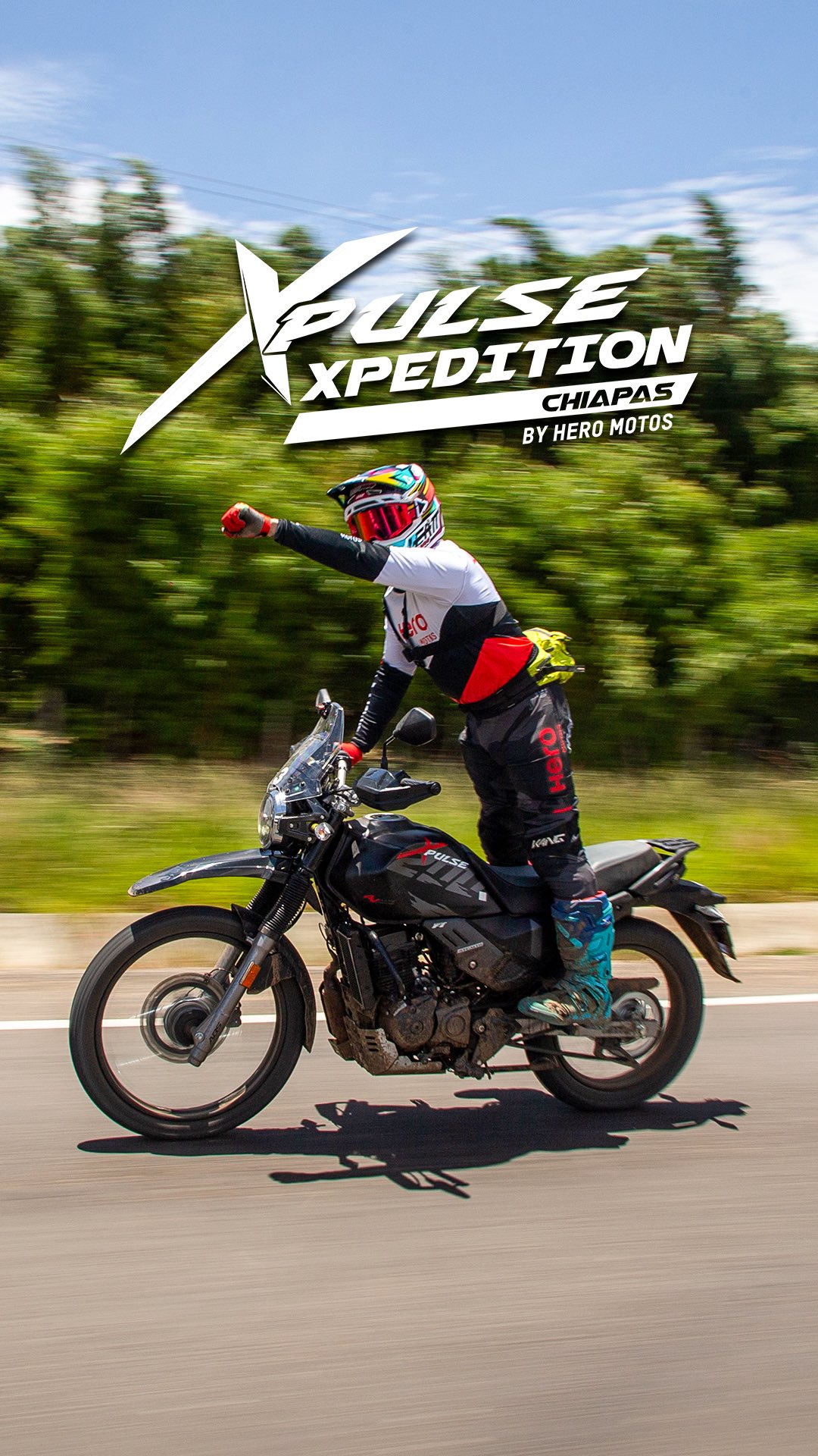Instagram post by @leoncioreynoso97 for Hero MotoCorp. Caption reads: PUSIMOS A PRUEBA LA XPULSE 200 4V EN ELXPULSE....