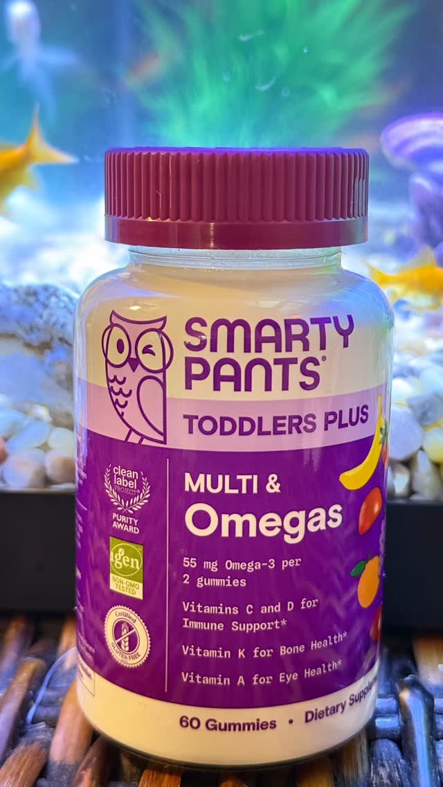 Instagram post by @cammie1978 for SmartyPants Vitamins. Caption reads: [...] @smartypants #complimentary....