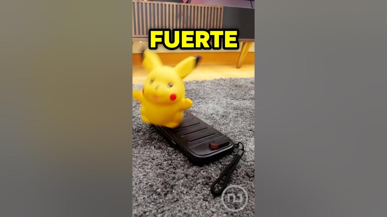 YouTube post by @NintenduoESP for Twitch. Caption reads: 7 ACCESORIOS para tu Nintendo Switch 2.