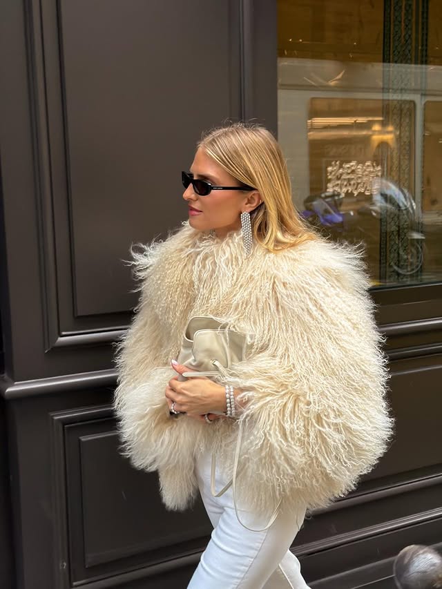 Instagram post by @oliviatps for APM Monaco. Caption reads: [...] this look for your festive inspo....