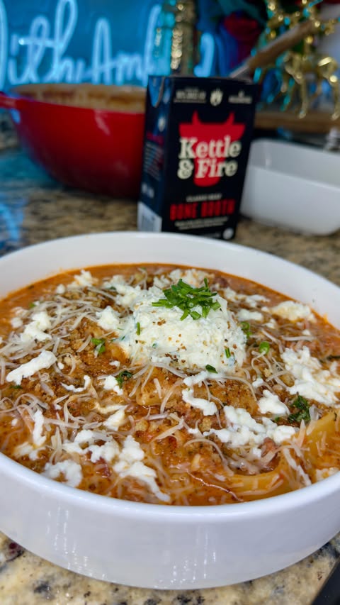 Instagram post by @cheffingwithamber for Kettle & Fire. Caption reads: Lasagna soup powered by @kettleandfire — the....
