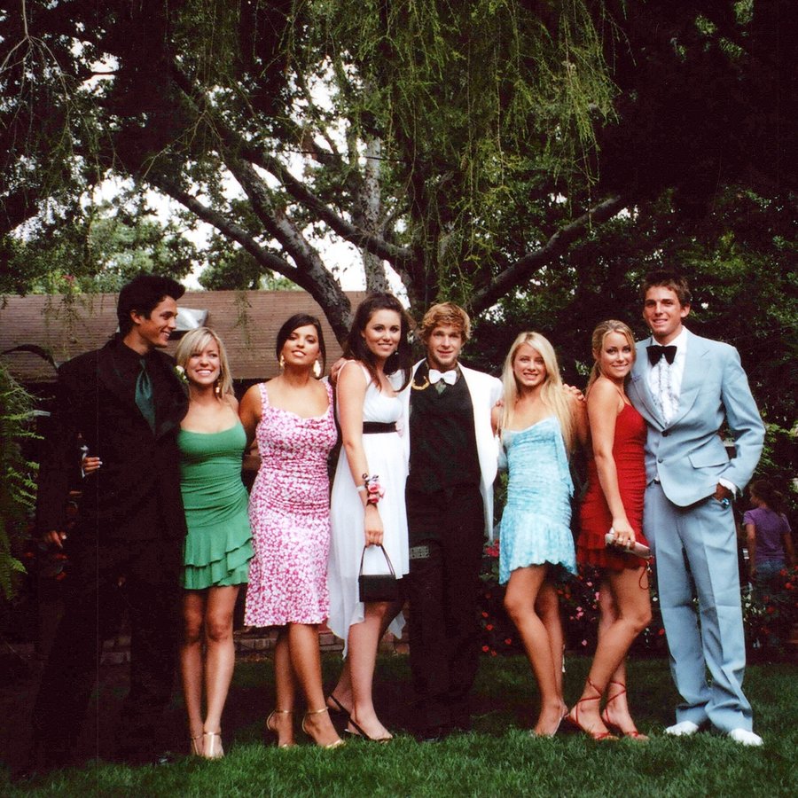 Instagram post by @kristincavallari for Roku. Caption reads: Guessssss what!!!! The OG cast of laguna beach is....