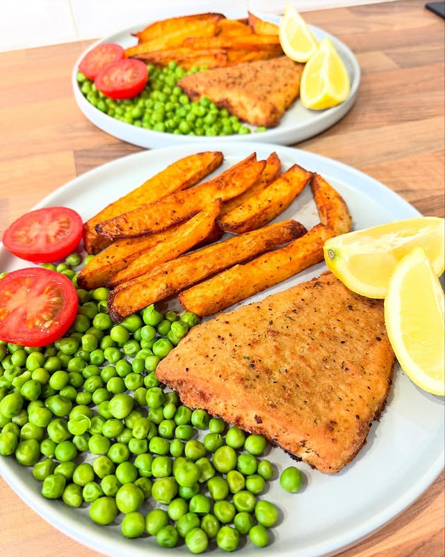 Instagram post by @mo_sw_diamond_target_member for Slimming World. Caption reads: [...] When people say if you’re following Slimming....