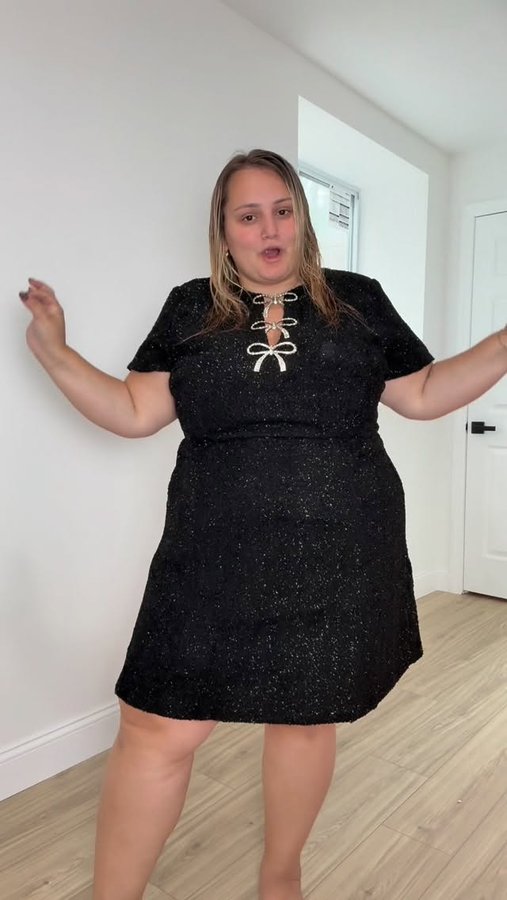 Instagram post by @thekatherinerae for ELOQUII. Caption reads: LINKED IN MY BIO 🔗 🫶🏼 & OBSESSED #fashion....