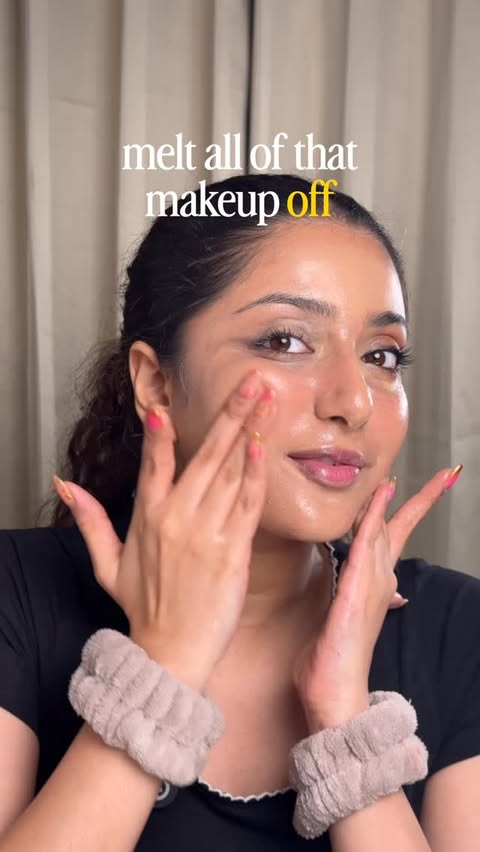 Instagram post by @meha.santosh for Clarins. Caption reads: [...] about this one so many times I love it!....