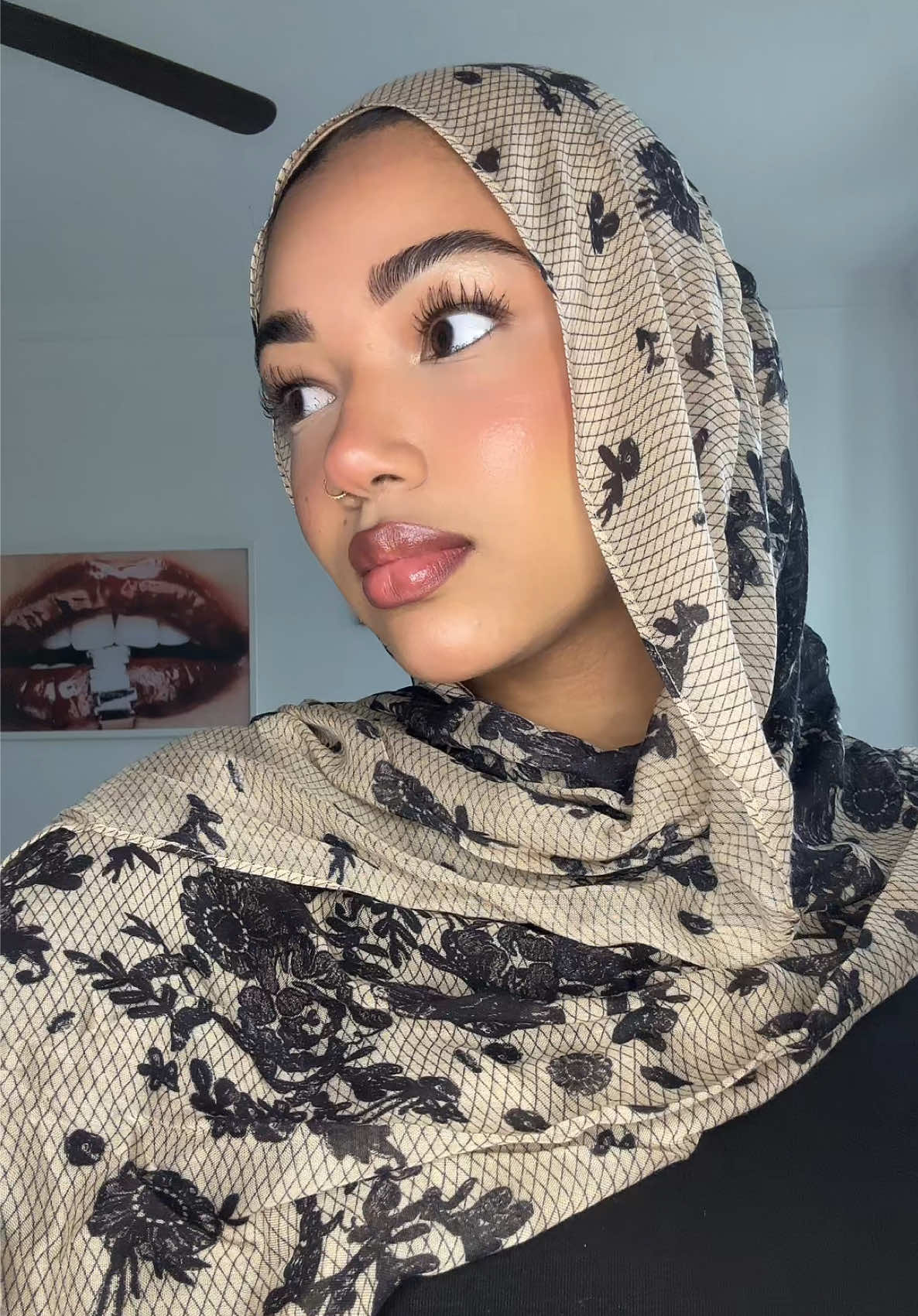 TikTok post by @salmahssnn for VELA. Caption reads: @velascarves never misses 👏🏽🥰 [...].