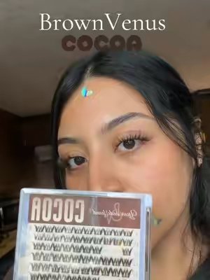 TikTok post by @stephaniie_leon for Brownvenus. Caption reads: COCOA 🤎🖤 @Brownvenus #brownvenus #wispylashes....