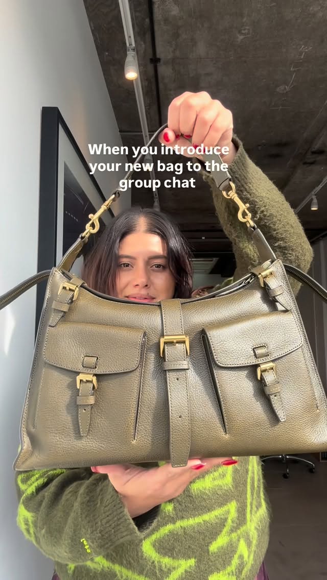 Instagram post by @tara_kumar for Mulberry. Caption reads: My new bag has gone down VERY well with the girls....