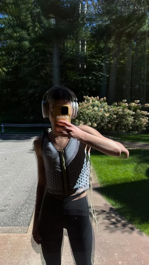 Instagram post by @aspen__king for OMORPHO. Caption reads: Me 🤝🏼 optimizing my movement with @omorpho —....