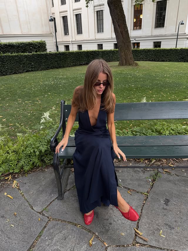 Instagram post by @josefinevogt for Topshop. Caption reads: Reklame/ Summering with @topshop A little linen....