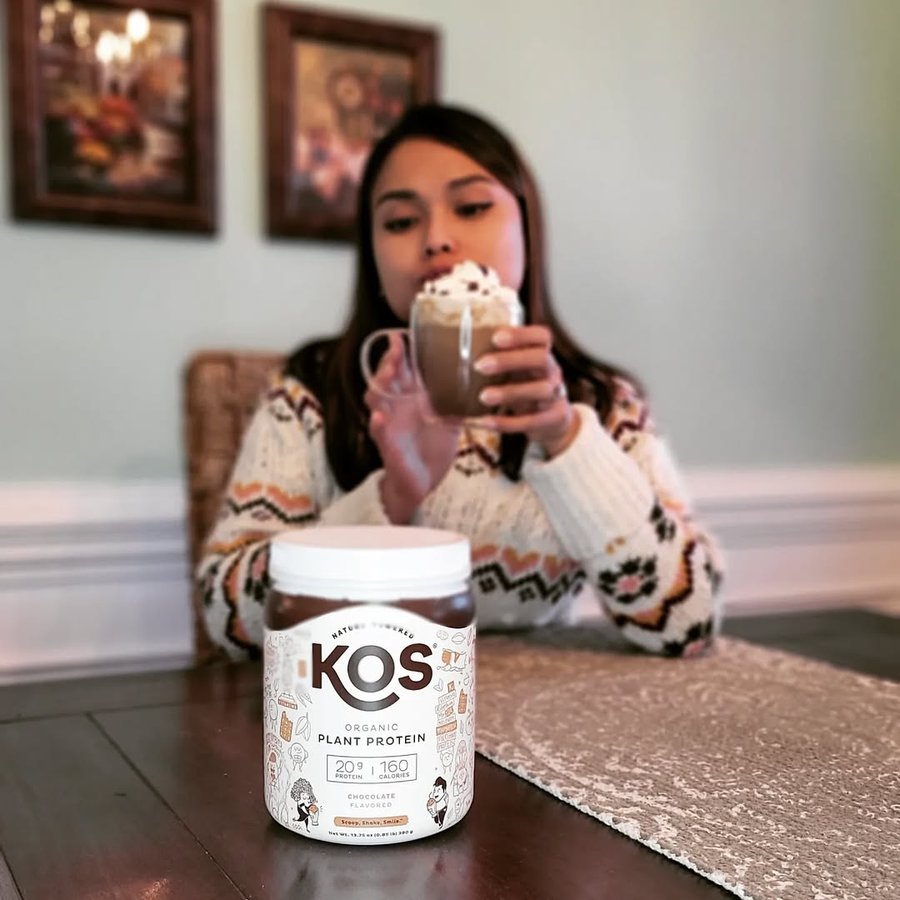 Instagram post by @butterybooboo for KOS. Caption reads: [...] This delicious yet ketofriendly @kos Plant....