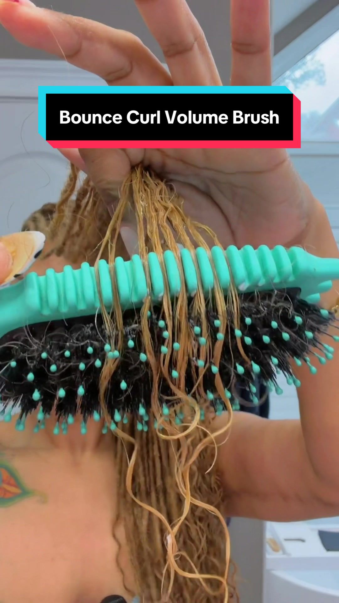 TikTok post by @annisha_vsg_tanksley0 for BounceCurl. Caption reads: [...] on my loc ends😍😍😍😍😍😍😍😍😍 @BounceCurl....