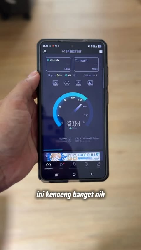 Instagram post by @ibrokumar for XL Axiata (myXL). Caption reads: “Wuih… kenceng gaes 😳” Tes XL Ultra 5G+ keliling....