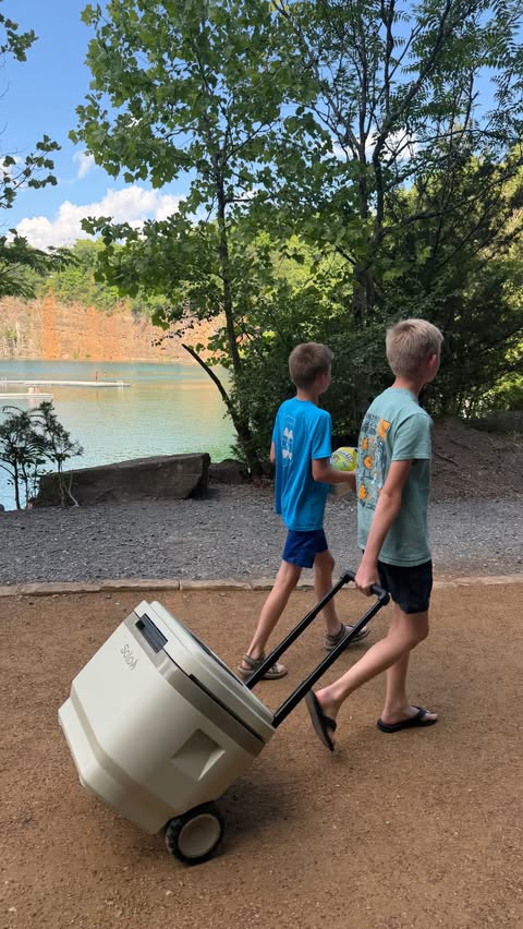 Instagram post by @wonderfilled_life_ for Solo Stove. Caption reads: [...] The new Windchill 30 cooler from @solostove....