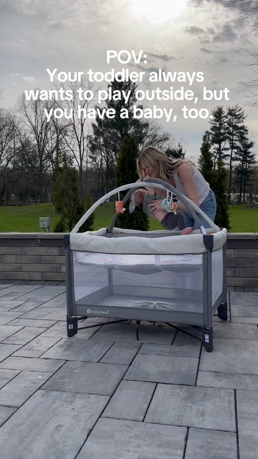 Instagram post by @thefeedingcompany for Baby Trend. Caption reads: [...] thought of this sooner. 

Keeping this....