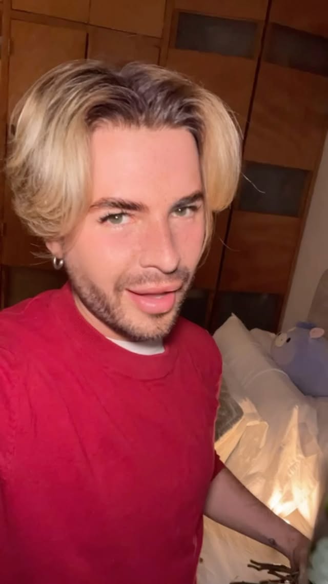 Instagram post by @davidallegre for Paris Hilton Fragrances. Caption reads: [...] being my valentine @parishilton....