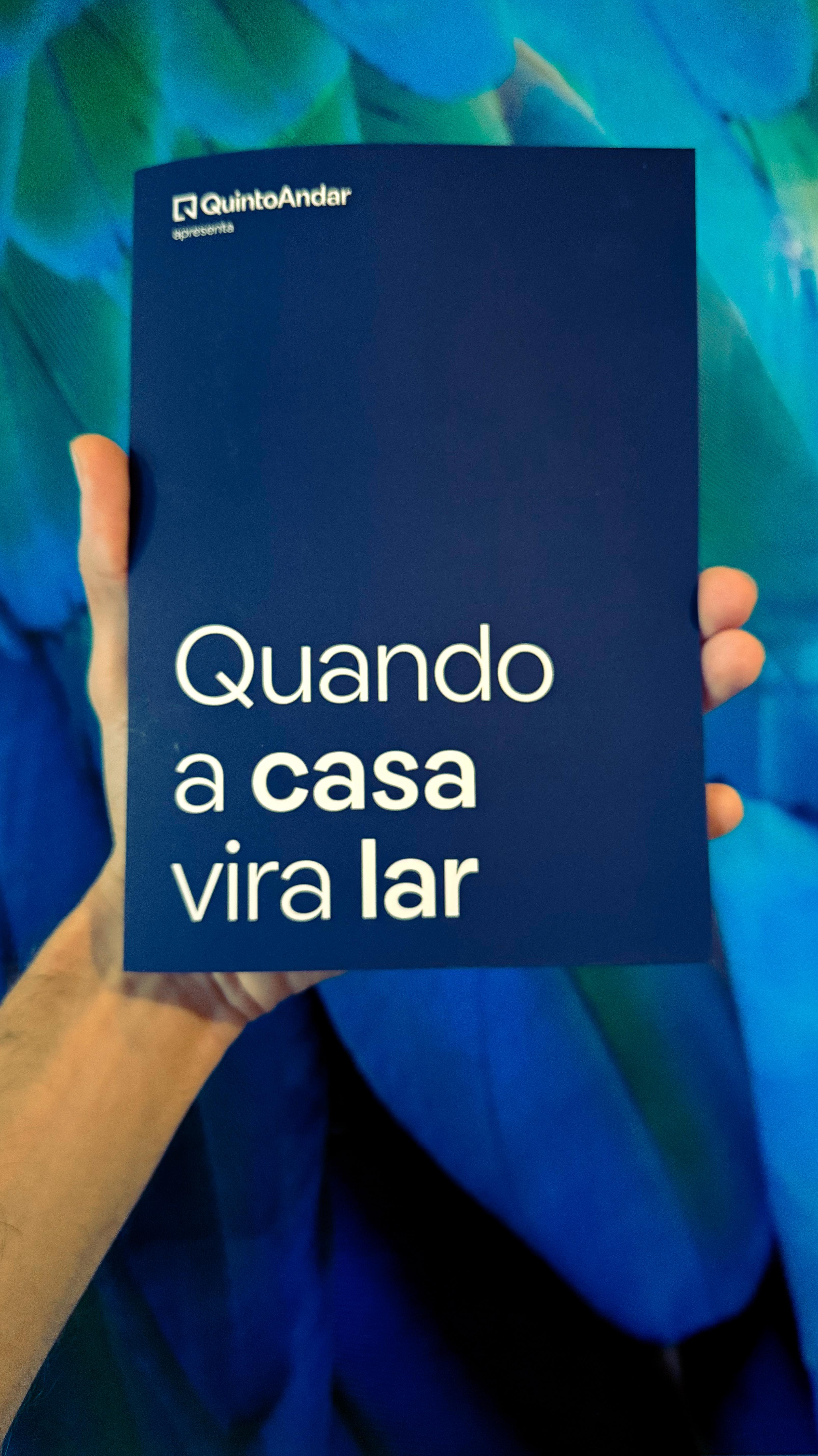 Instagram post by @bemvindobh for QuintoAndar. Caption reads: Sabe aquele trem que toda casa tem?

Andando pela....