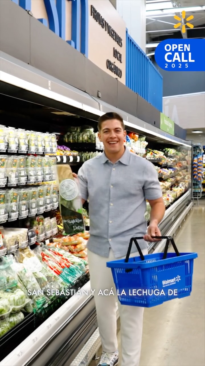 Instagram post by @pepecalderonpr for Walmart Puerto Rico. Caption reads: En Walmart Puerto Rico creemos en los productos....