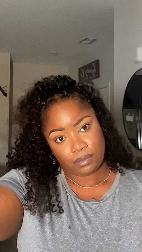 Instagram post by @neriahnickolee for Luvme Hair. Caption reads: [...] one, Braidless crochet for the win. ✨....