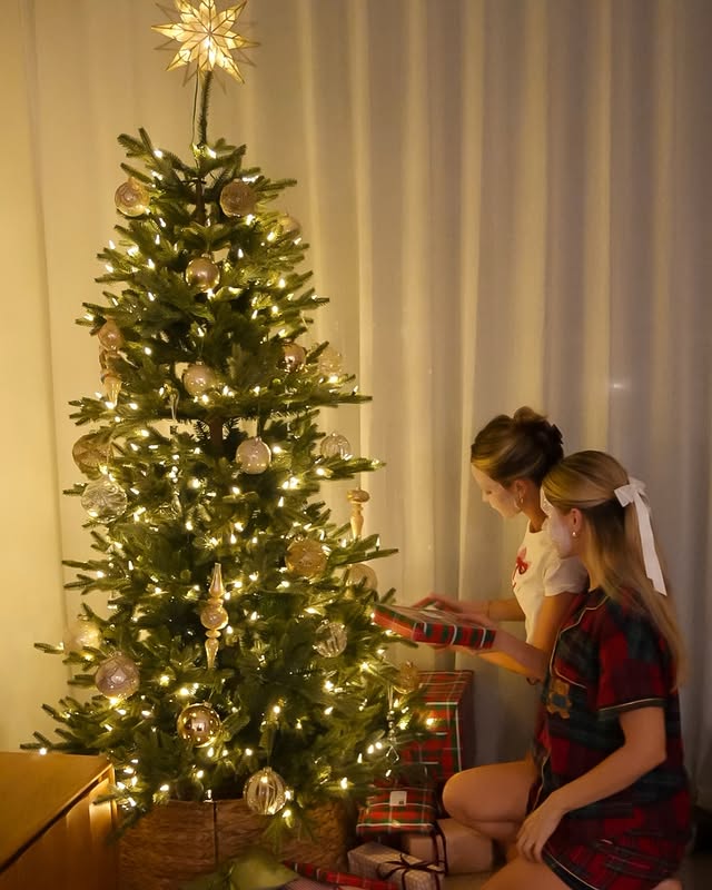 Instagram post by @ella_victoriaa for Castlery. Caption reads: [...] Norway Spruce and furniture is from....