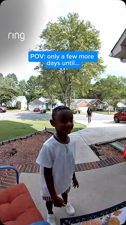 Instagram post by @mama1roro for Ring. Caption reads: [...] and somehow the porch ends up full. Our....