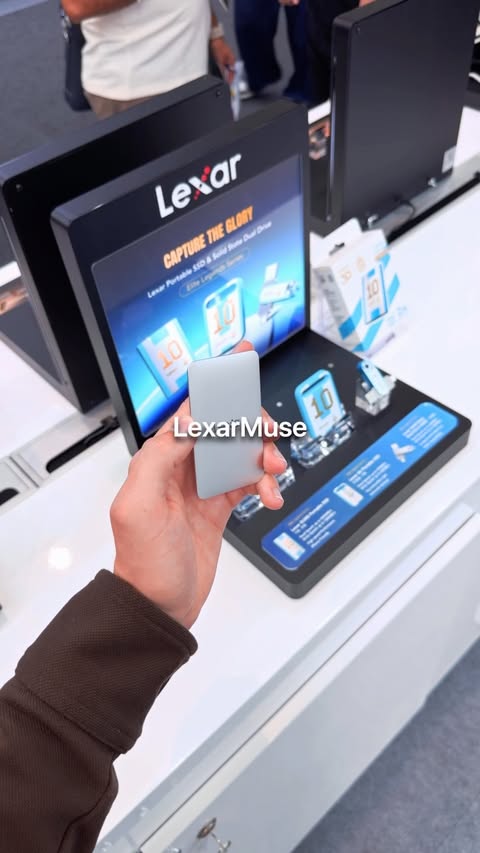 Instagram post by @bramdmedia for Lexar. Caption reads: [...] to make this PSSD so thin?🤯 This is the....