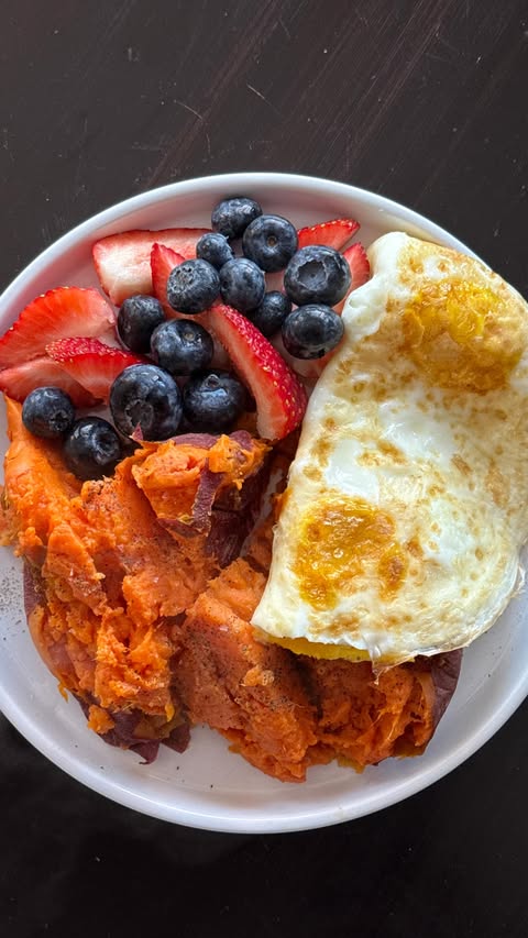 Instagram post by @ellie_teale for Life Time. Caption reads: What I eat in a day 🍋 all recipes in bio!!....