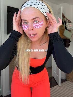 TikTok post by @tiiffancy for Vitality. Caption reads: [...] #fitcheck #gym #gymfit @shopvitality....