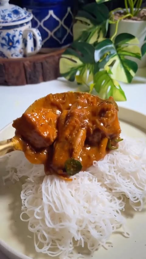 Instagram post by @taste_with_us_revathyjain for The Indus Valley. Caption reads: [...] soft idiyyapam and chicken curry 💚 The....