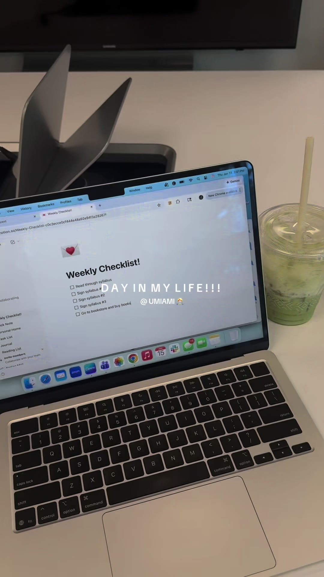 TikTok post by @quincyhytko for Notion. Caption reads: [...] IT 🤳🏼 #umiami #diml #organizationtok....