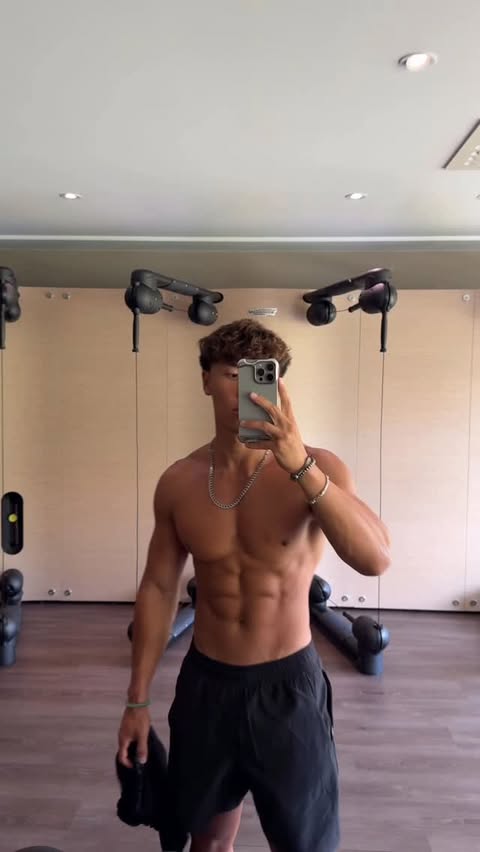 Instagram post by @brian_neyugn for Grenade. Caption reads: hotel gyms + @grenadeofficial 
22 grams of....