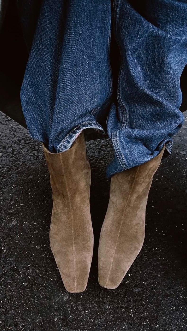 Instagram post by @yacinelusaku for DISSH. Caption reads: Let’s go to the office together🥰, Grwm Guys....