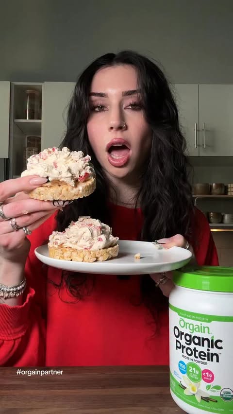 Instagram post by @mariannas_pantry for Orgain. Caption reads: [...] I can’t stop making this. #ad @drinkorgain....