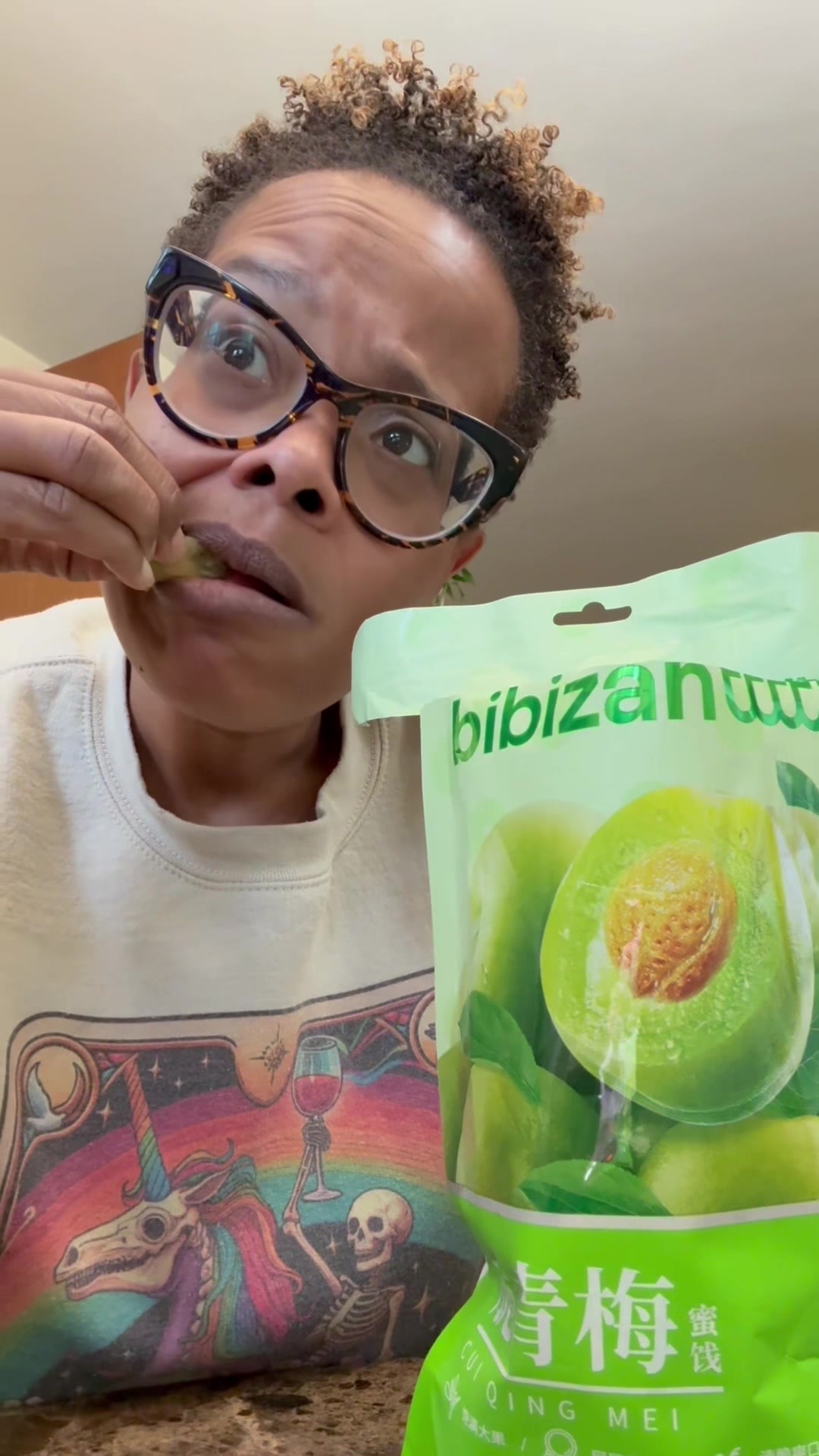 TikTok post by @kyros_mommy for Yami. Caption reads: [...] the taste of the green plums for @Yami. Best....