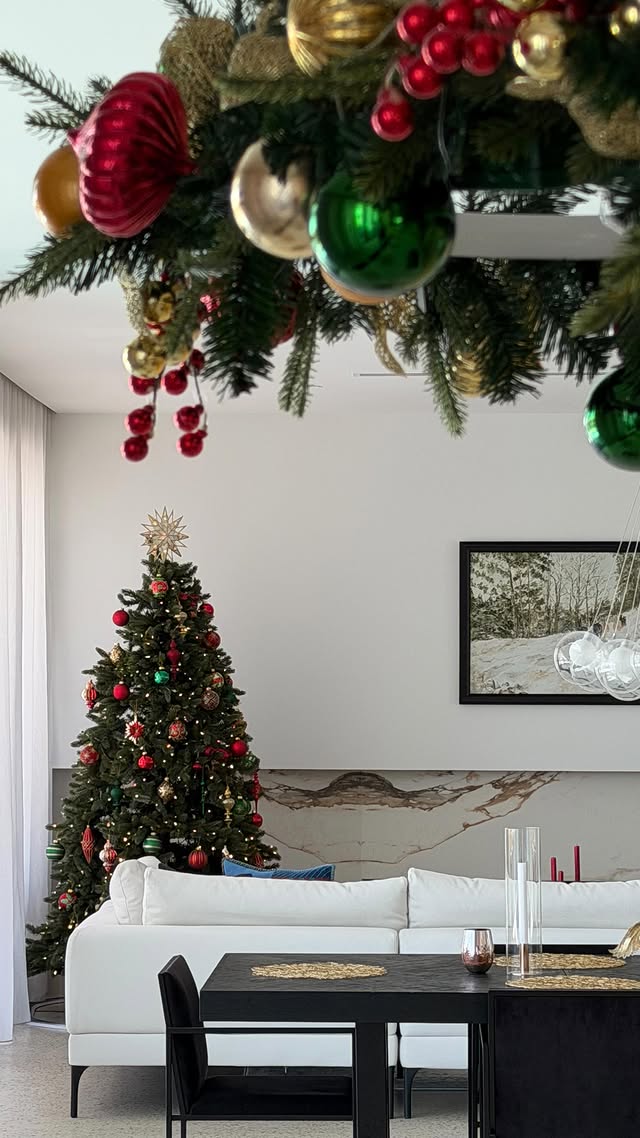 Instagram post by @isabelle.eleanore for Balsam Hill. Caption reads: The Christmas tree has had a makeover for the....