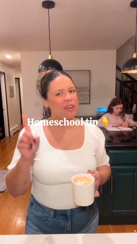 Instagram post by @marielyscallahan for Outschool. Caption reads: [...] decided to try a self-paced class on....
