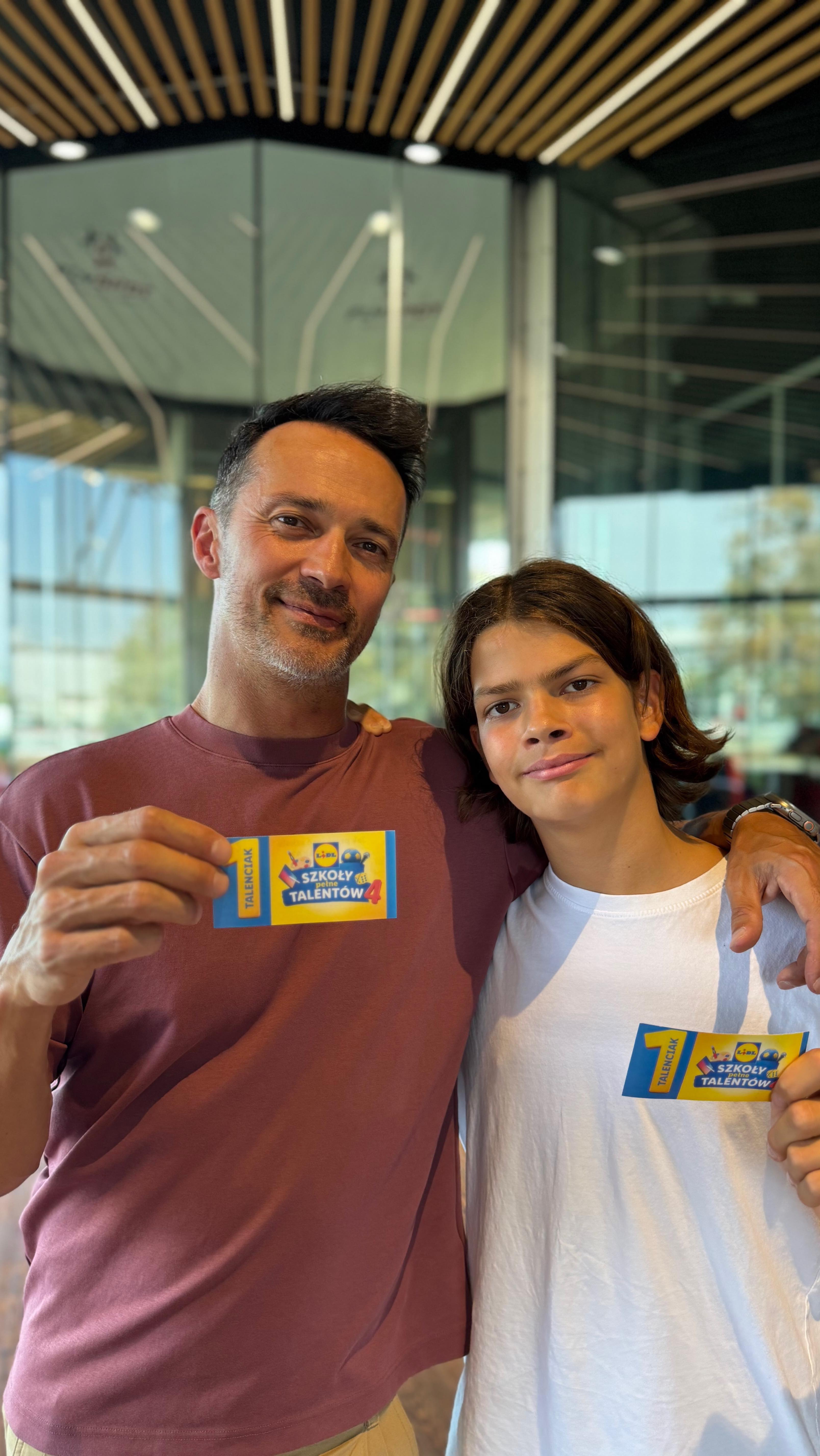 Instagram post by @rafal_cieszynski for Lidl Polska. Caption reads: [współpraca reklamowa] z @lidlpolska

Dzisiaj....