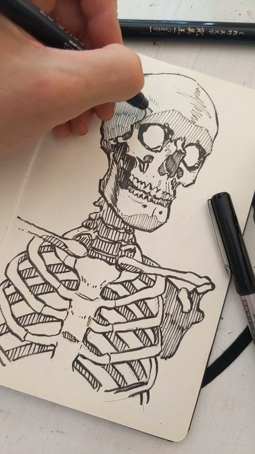 Instagram post by @mattheathart for Kuretake ZIG. Caption reads: Welcome to 2025 🥳 happy new year and here's to....