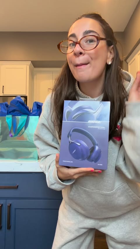 Instagram post by @stylewithsoco for Bose. Caption reads: gifting Steve the @bose upgrade he deserves !!! :)....