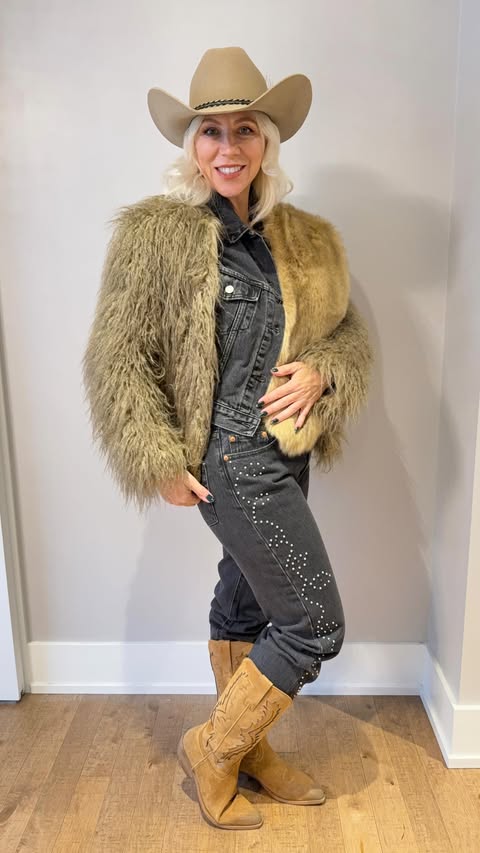 Instagram post by @katrinaolson for Levi's. Caption reads: GRWM for Skijor ❄️🐎

Taking my @levis 501 studded....