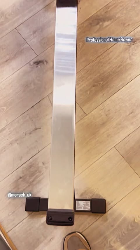 Instagram post by @lionarofficial for Merachfit. Caption reads: I Only Talk About Real Valued Products, The Best....