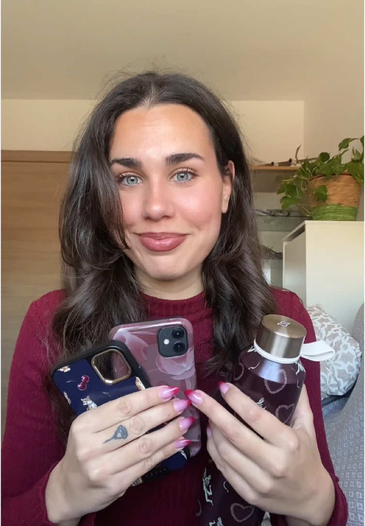 TikTok post by @siervainutilsoy_ for BURGA. Caption reads: [...] coincidencia👀. CÓDIGO -15% DESCUENTO @BURGA....