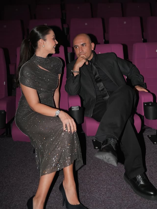 Instagram post by @csudiktas for SELF-PORTRAIT. Caption reads: [...] #wowzabyselen 
Dress @mrselfportrait....