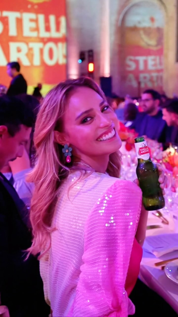 Instagram post by @trinidaddelanoi for Stella Artois. Caption reads: Una noche espectacular junto a @stellaartois_cl....