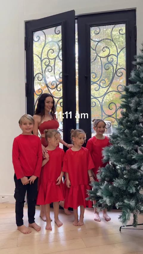 Instagram post by @annatwinsies for Levoit. Caption reads: ASMR MOM CHRISTMAS TREE DECORATING AND CLEANING....