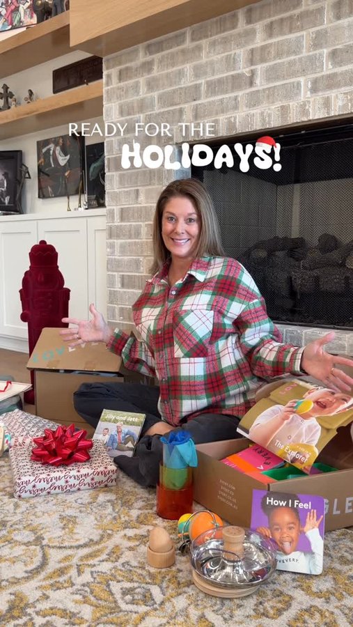 Instagram post by @randimahomes for Lovevery. Caption reads: Making my list and checking it twice! This....