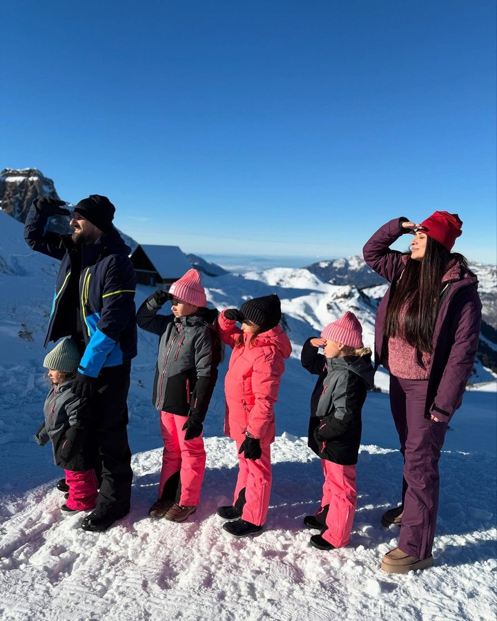 Instagram post by @frau.aleksic for Dosenbach. Caption reads: Uskoro će raspust i radujem se što ćemo imati malo....